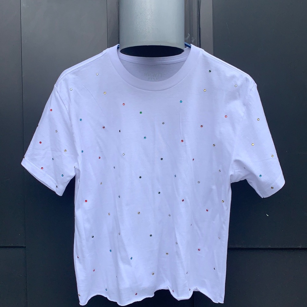 Cropped white tshirt with gems